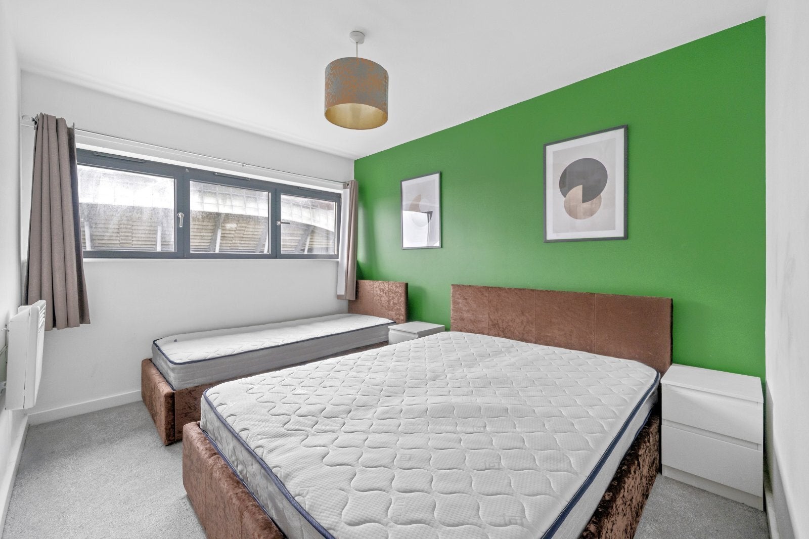 Flat Drayton Park in Greater London