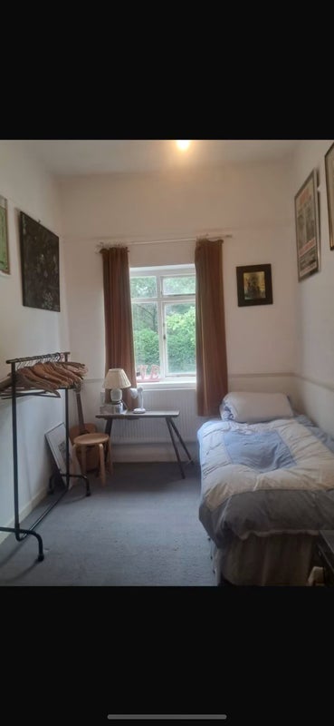 Room Crystal Palace Park Road in Greater London