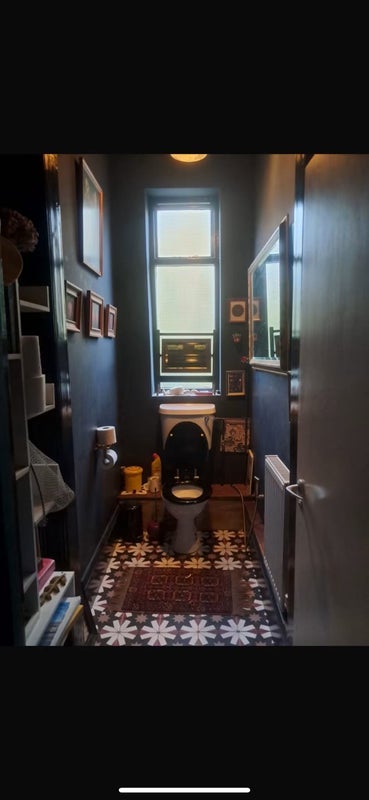 Room Crystal Palace Park Road in Greater London