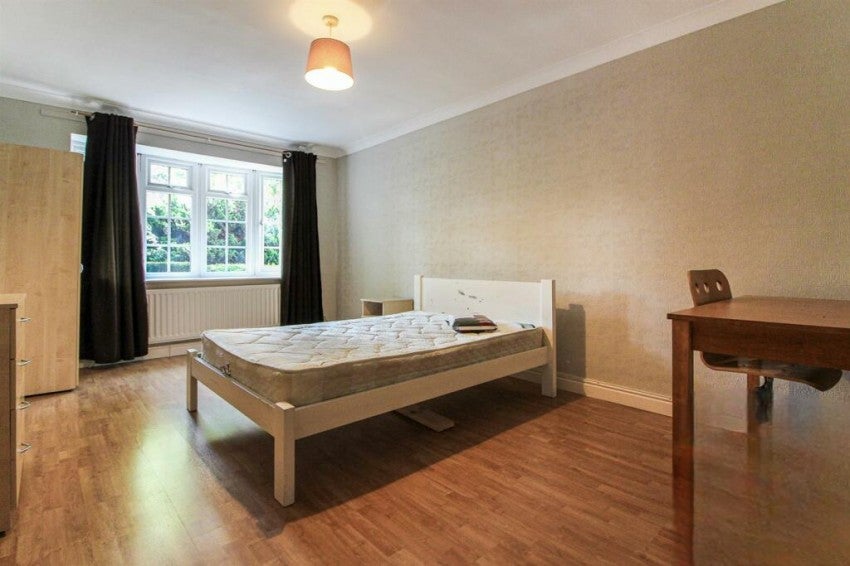 Flat Derby Road in Nottingham