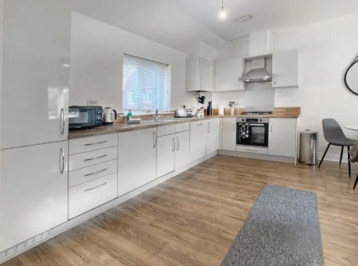 Flat Pipit Green in Bracknell