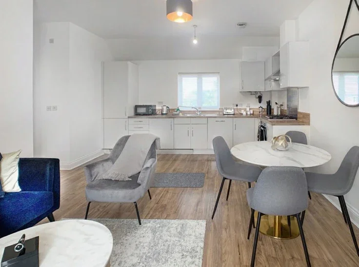 Flat Pipit Green in Bracknell