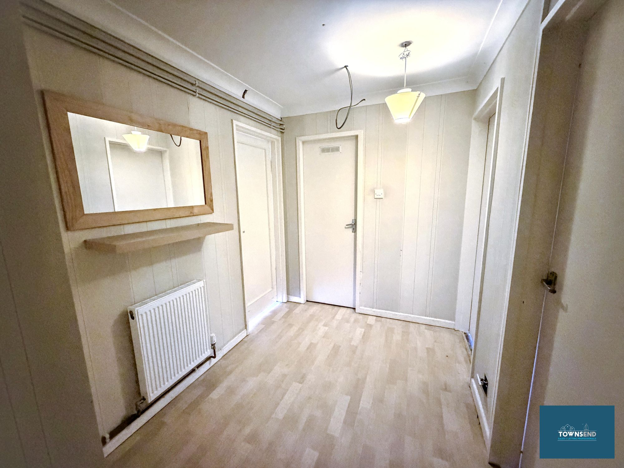 Flat Boslowick Road in Falmouth