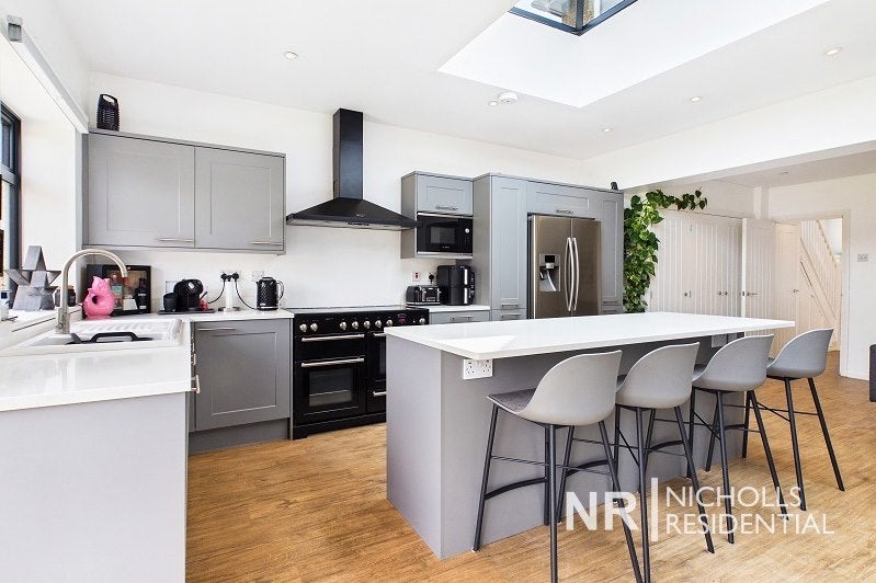 House Rhodrons Avenue in Greater London