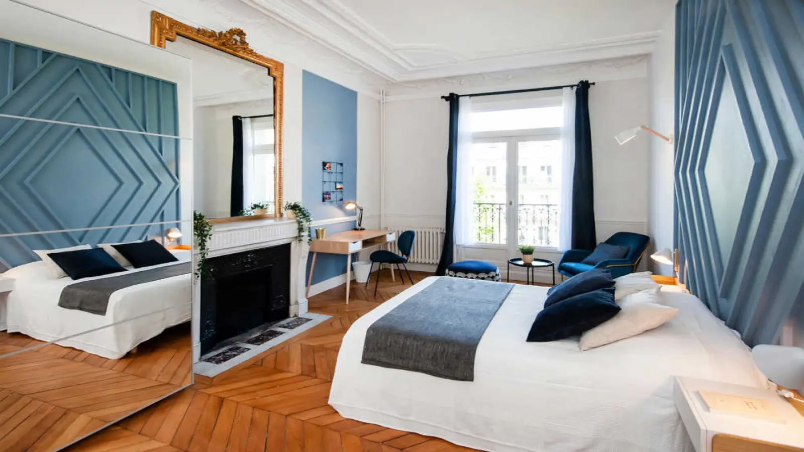 Room Rue Ampère in Paris