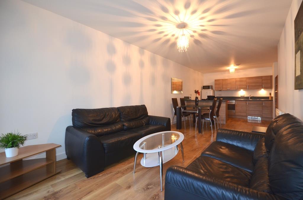 Flat Park Lodge Avenue in Greater London