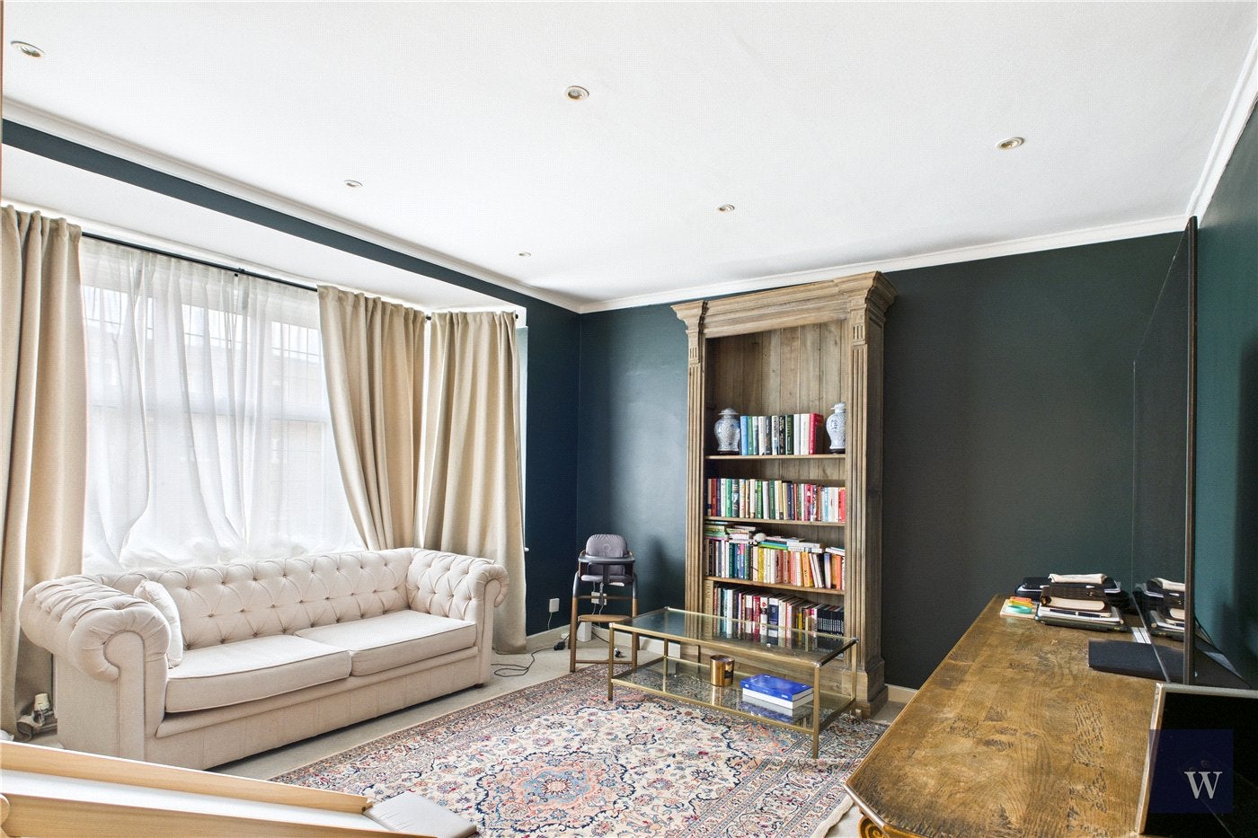 House Dingley Lane in Greater London