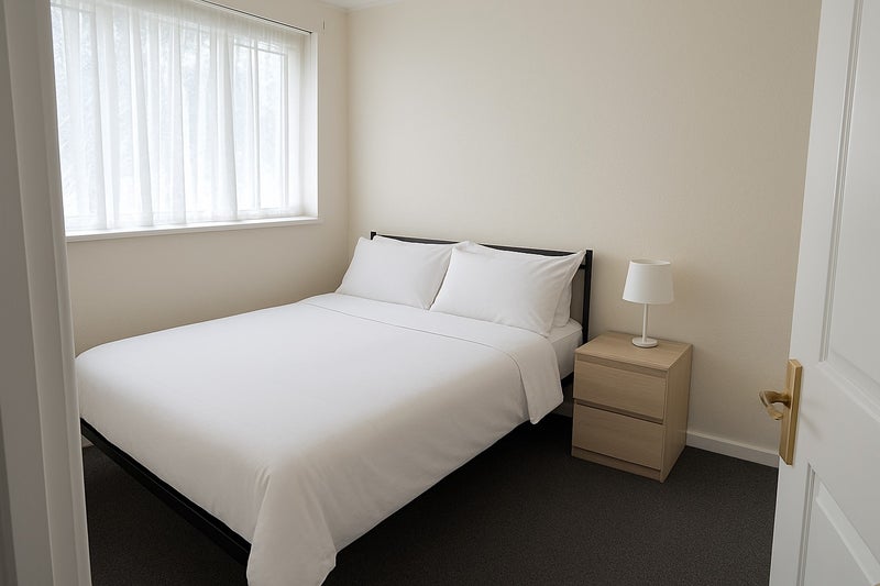 Room St James Road in Sandwell