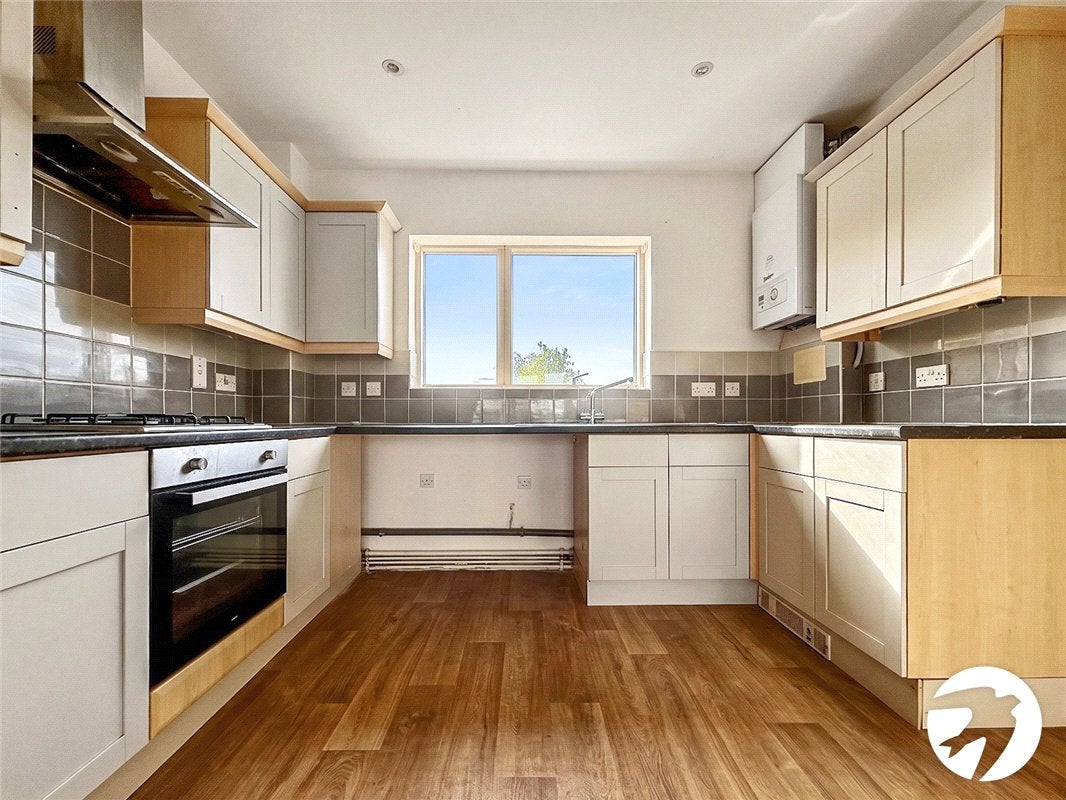 Flat William Petty Way in Greater London