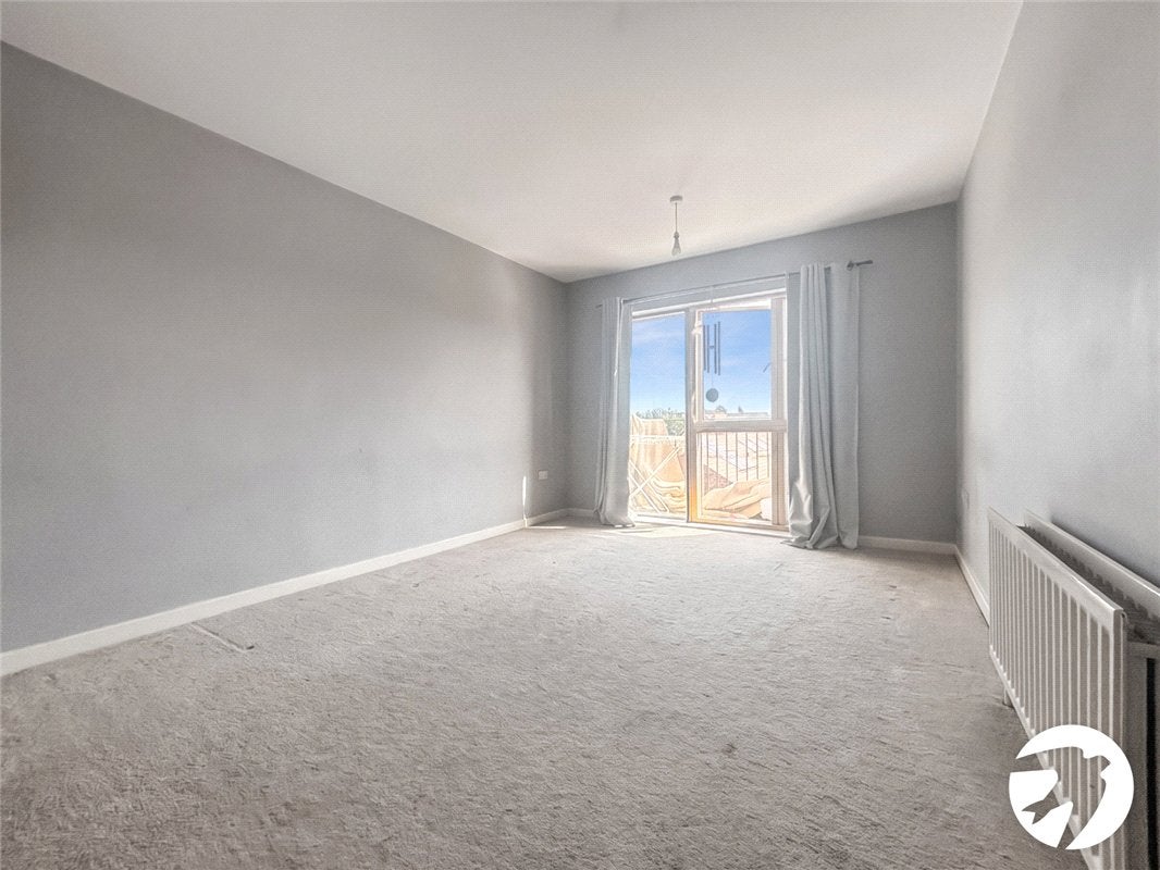 Flat William Petty Way in Greater London