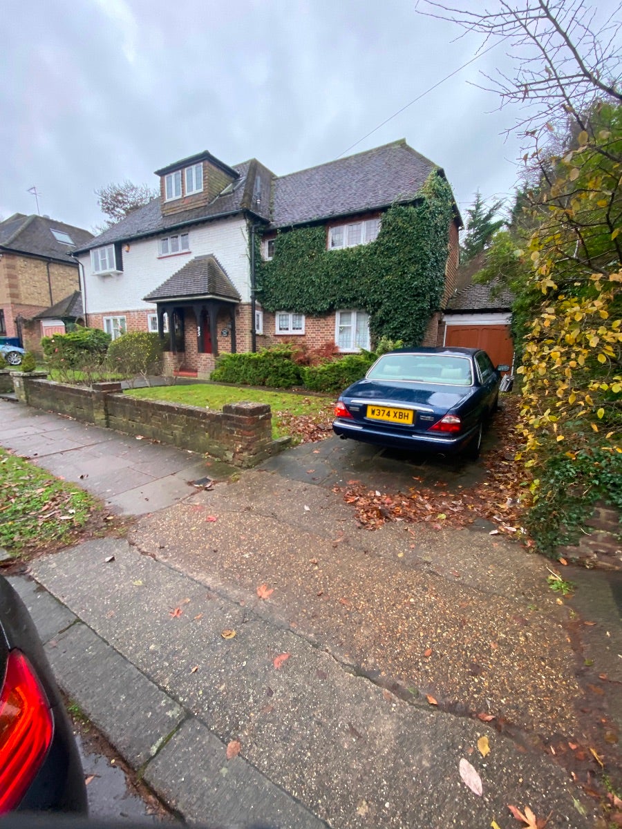 House Cedars Close in Greater London