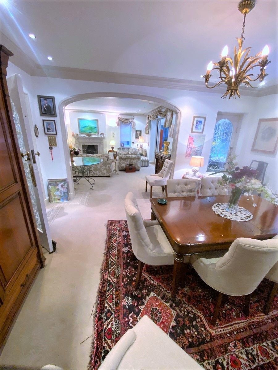 House Cedars Close in Greater London