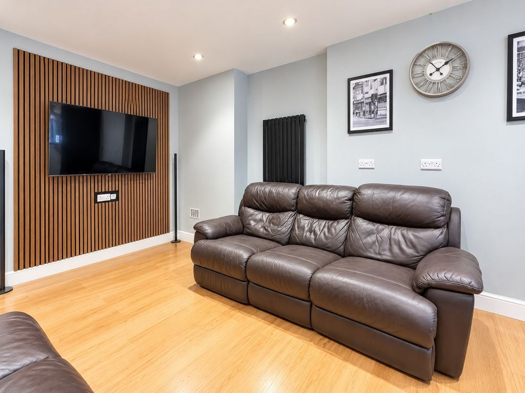Room Harrington Drive in Nottingham