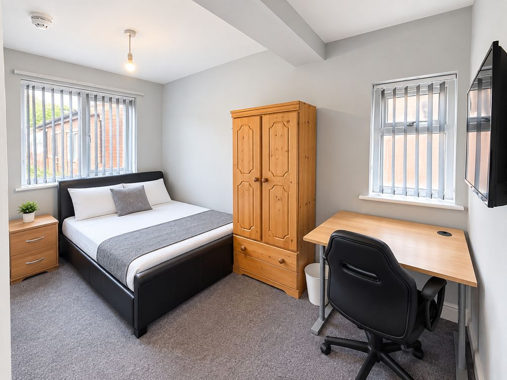 Room Harrington Drive in Nottingham