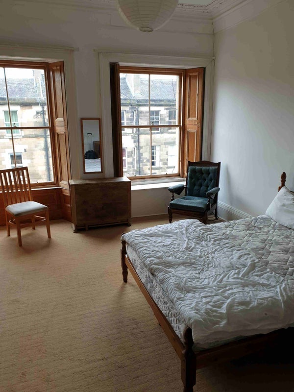 Room South Clerk Street in City of Edinburgh