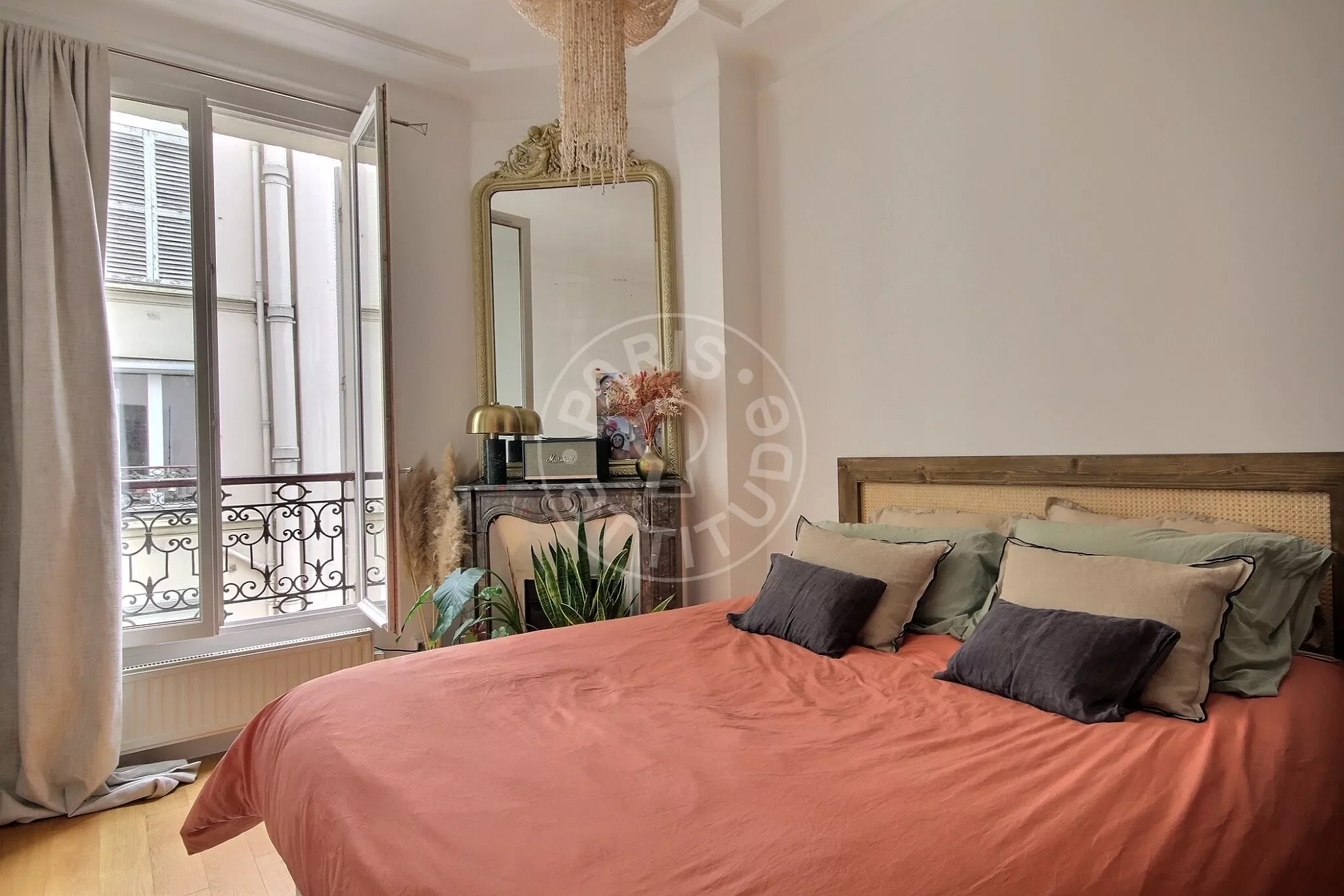 Flat Avenue des Gobelins in Paris
