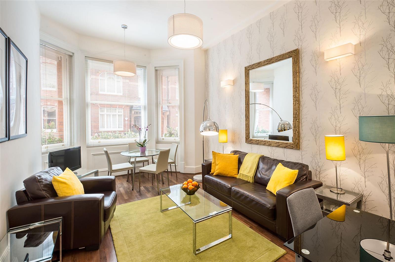 Flat Draycott Place in Greater London
