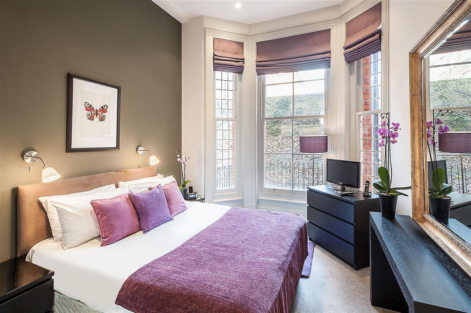 Flat Draycott Place in Greater London