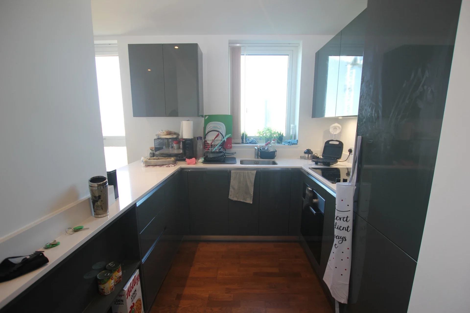 Flat Arsenal Way in Greater London