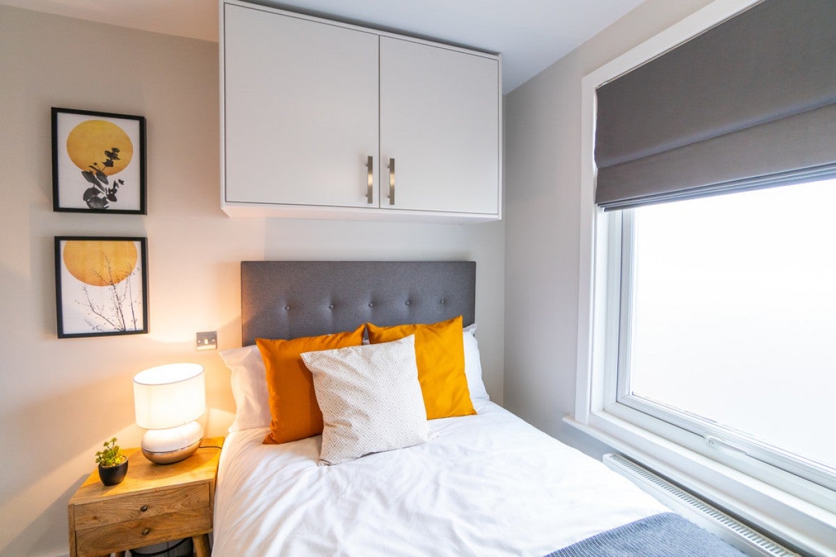 Room York Road in Reading