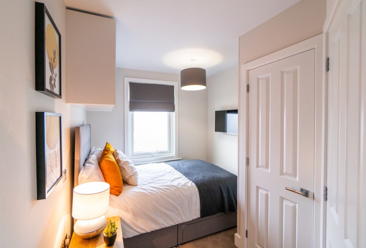 Room York Road in Reading