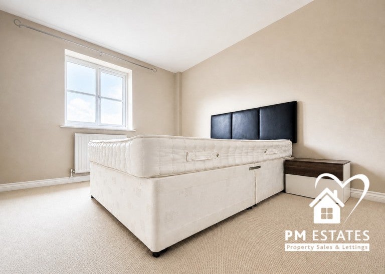Flat Riverside in East Hertfordshire