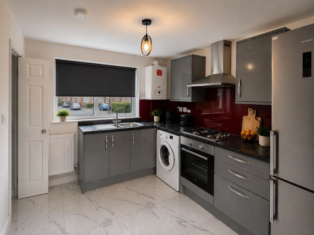 Room Allington Avenue in Nottingham