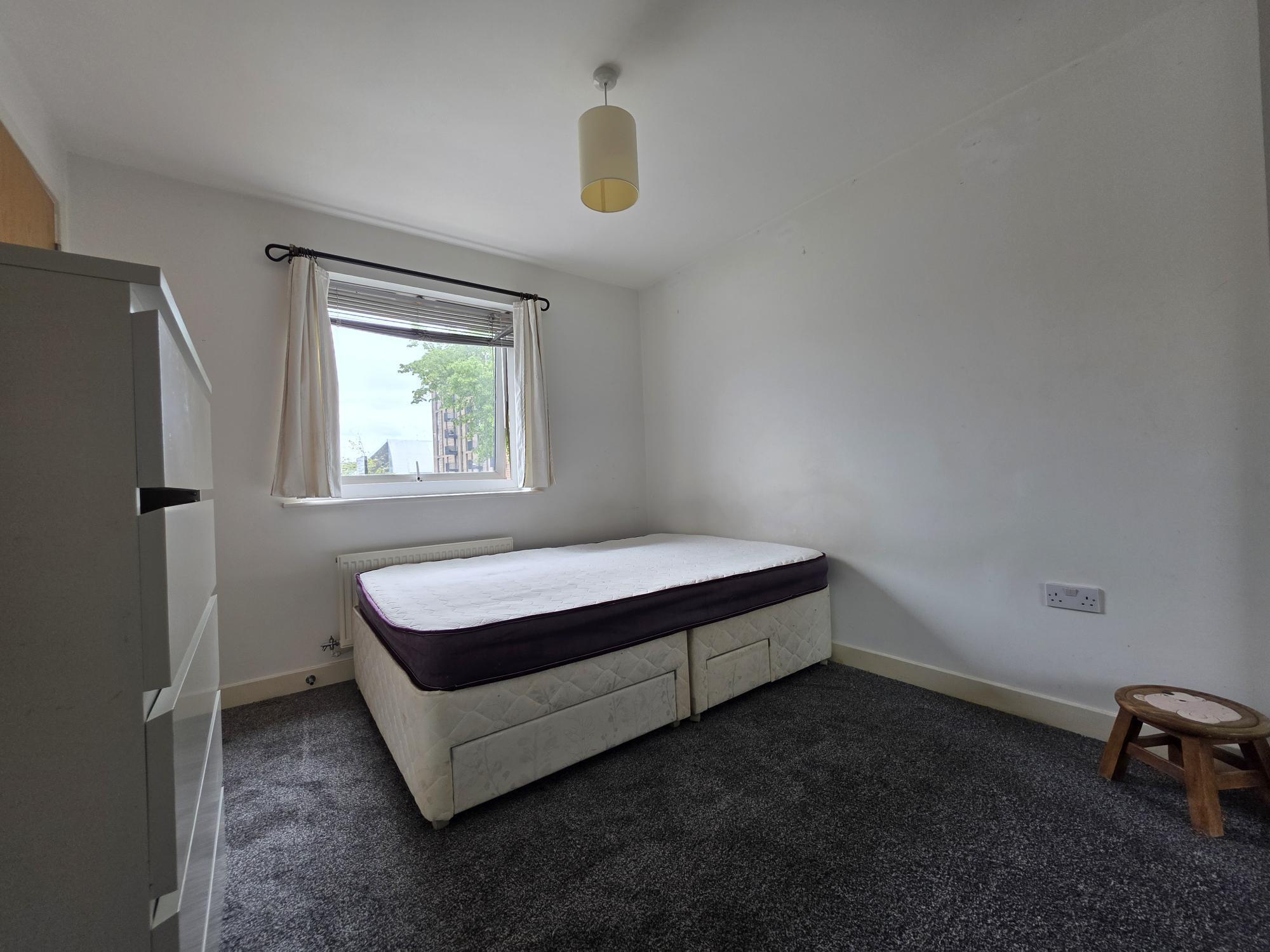 Flat Foster Way in Birmingham