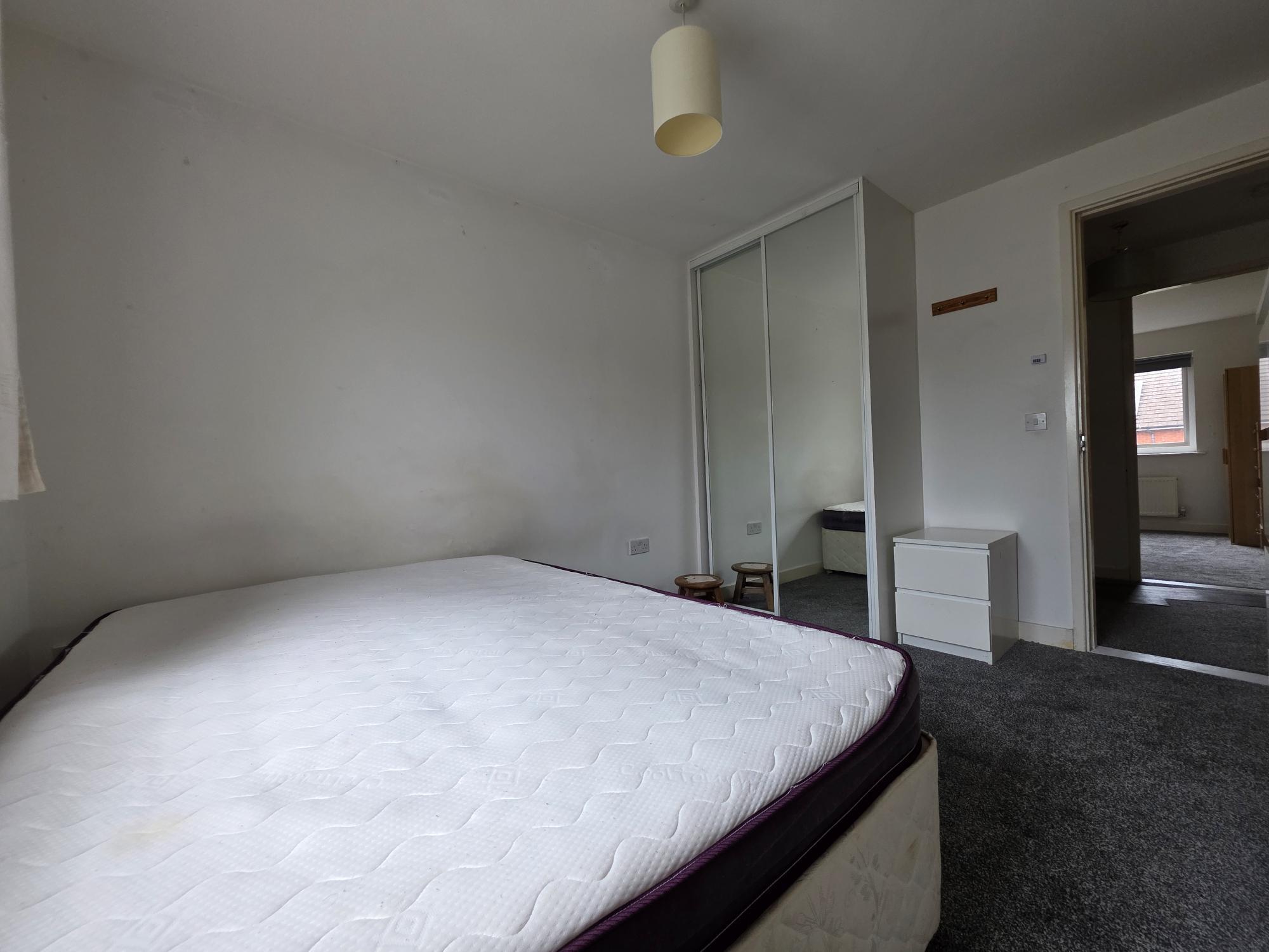 Flat Foster Way in Birmingham