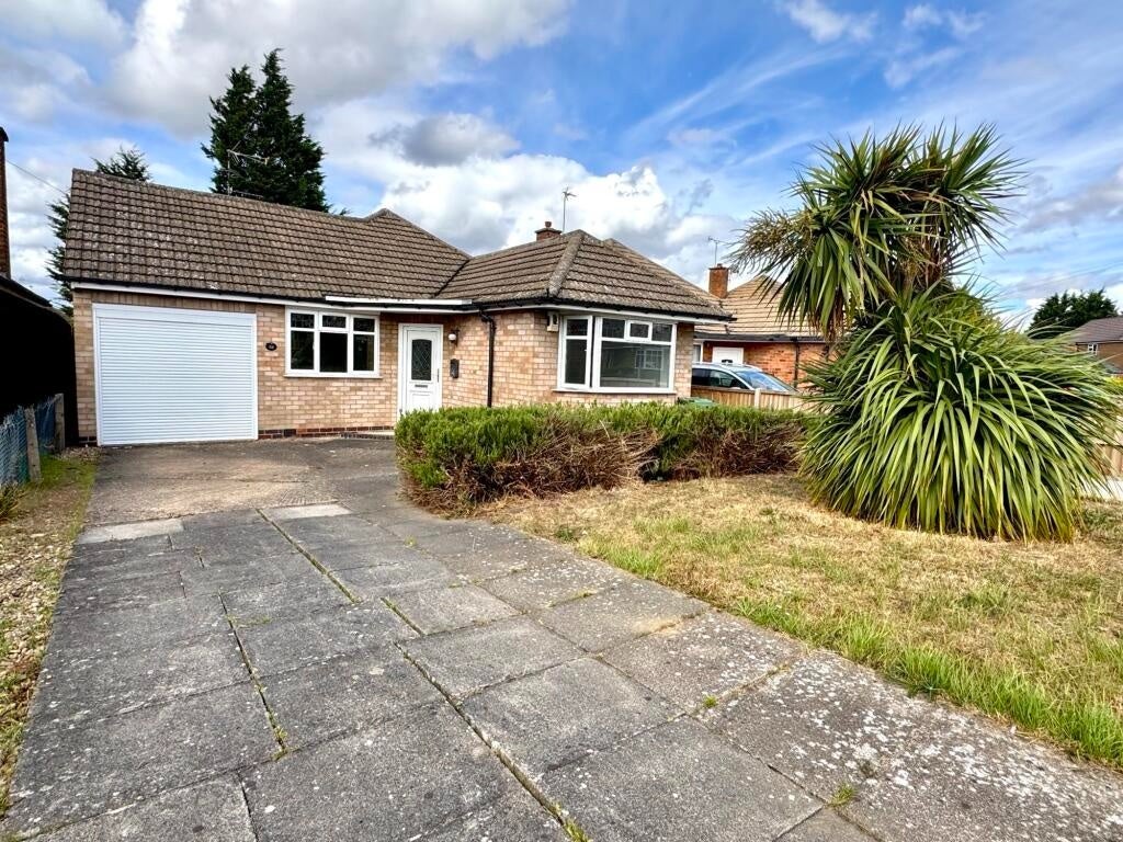 House Thirlmere Road in Oadby and Wigston
