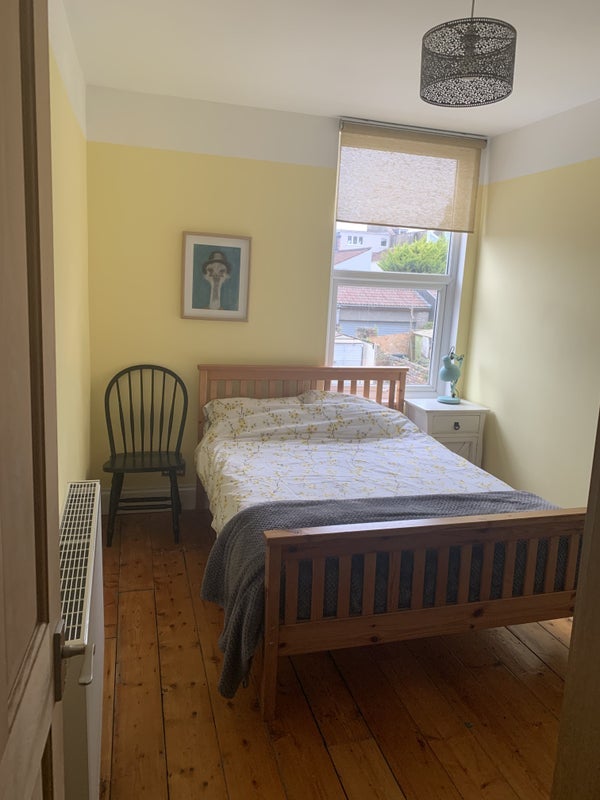 Room Greville Road in Bristol