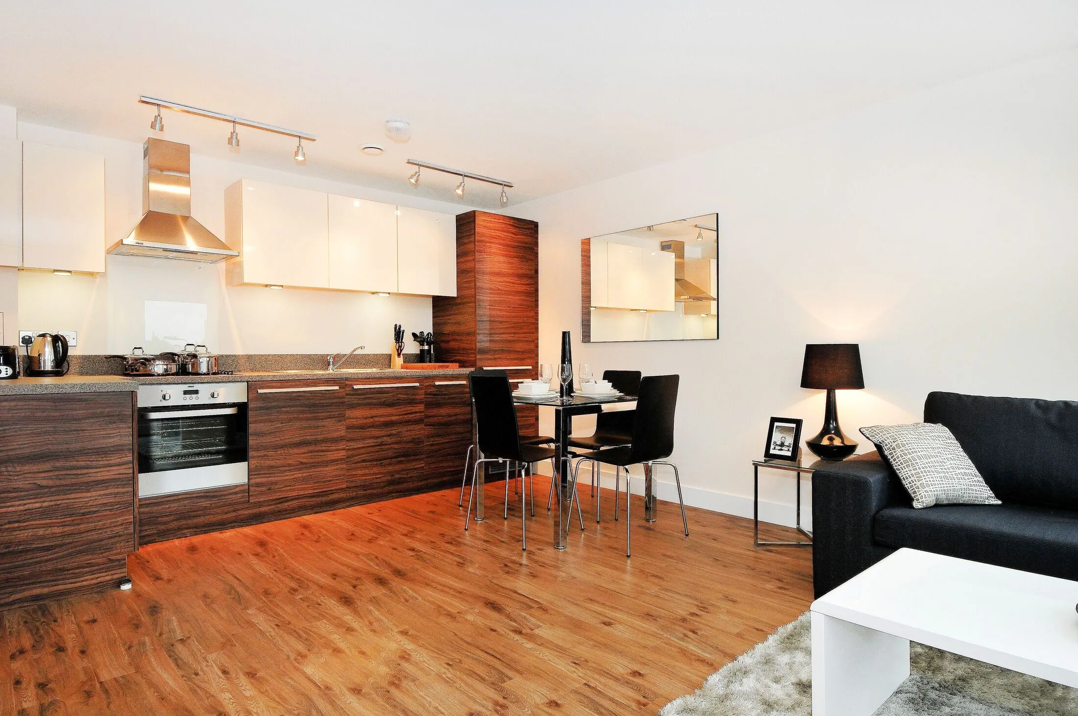 Flat The Green in Greater London