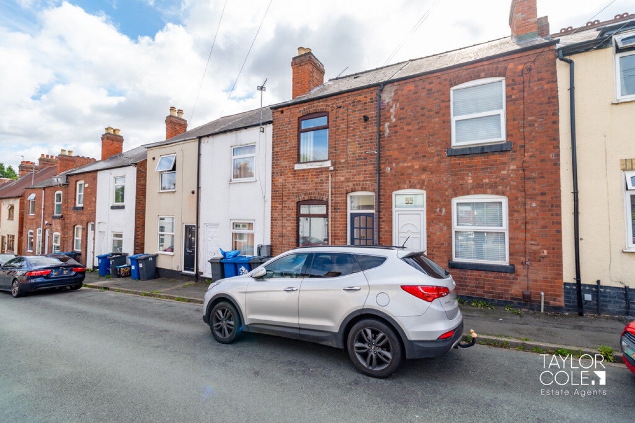 Flat Tinkers Green Road in Tamworth