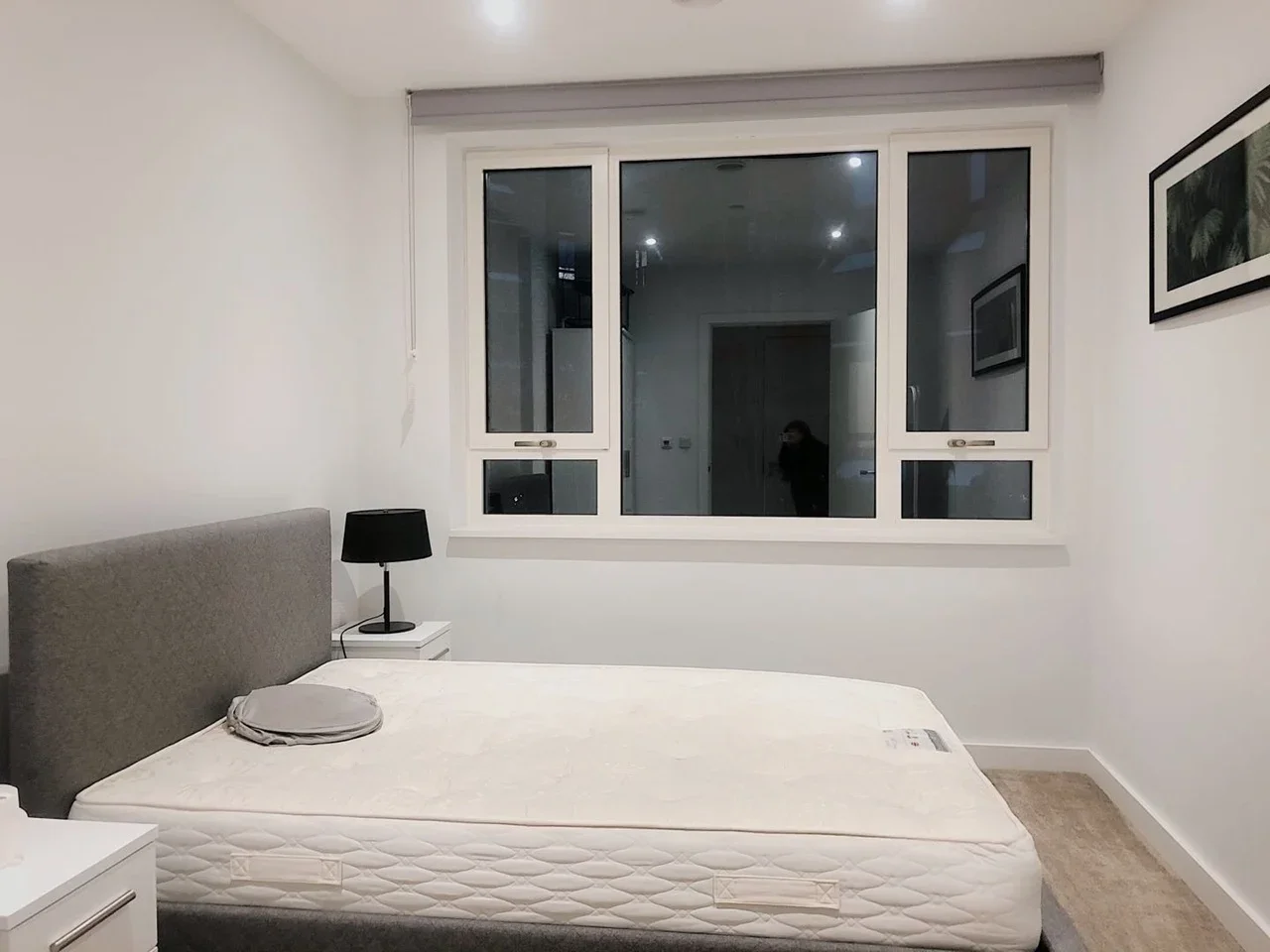 Flat Sayer Street in Greater London