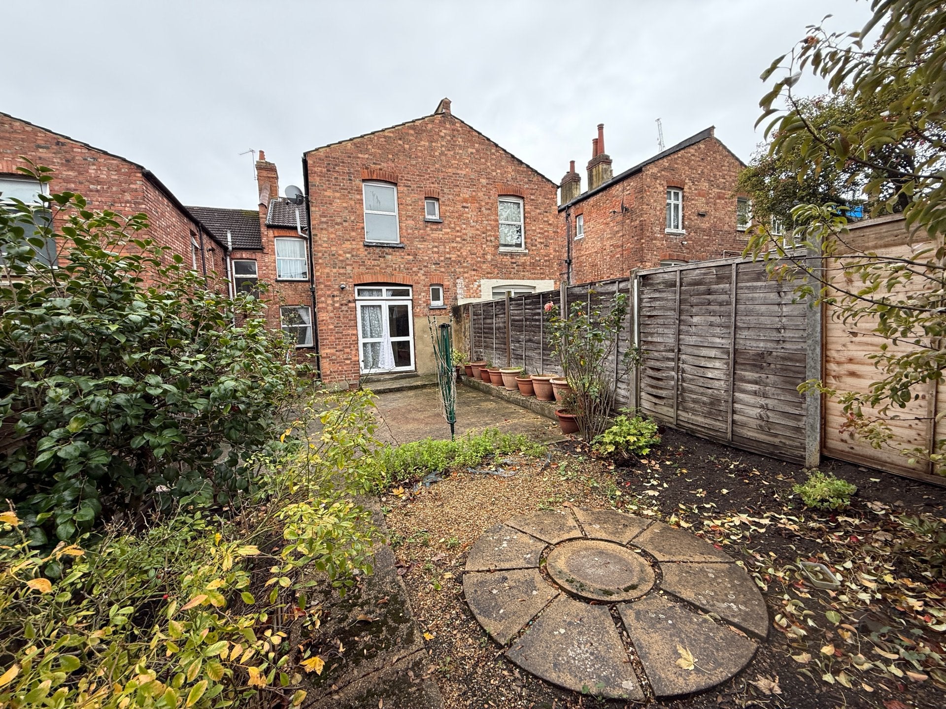 House Mostyn Avenue in Greater London