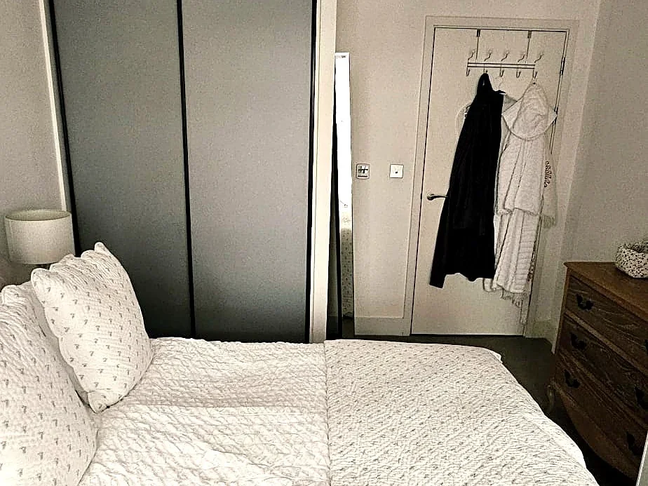 Flat Wenlock Road in Greater London