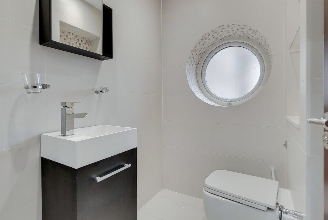 Flat Finchley Road in Greater London