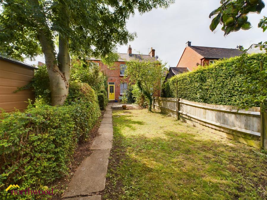 House Broughton Road in Cherwell District