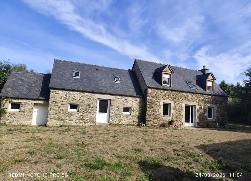 House Chemin de Trémagon in Plougar