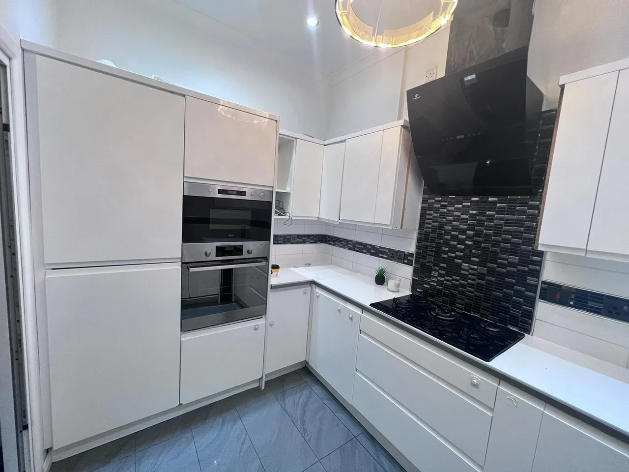 Flat Glandford Way in Greater London