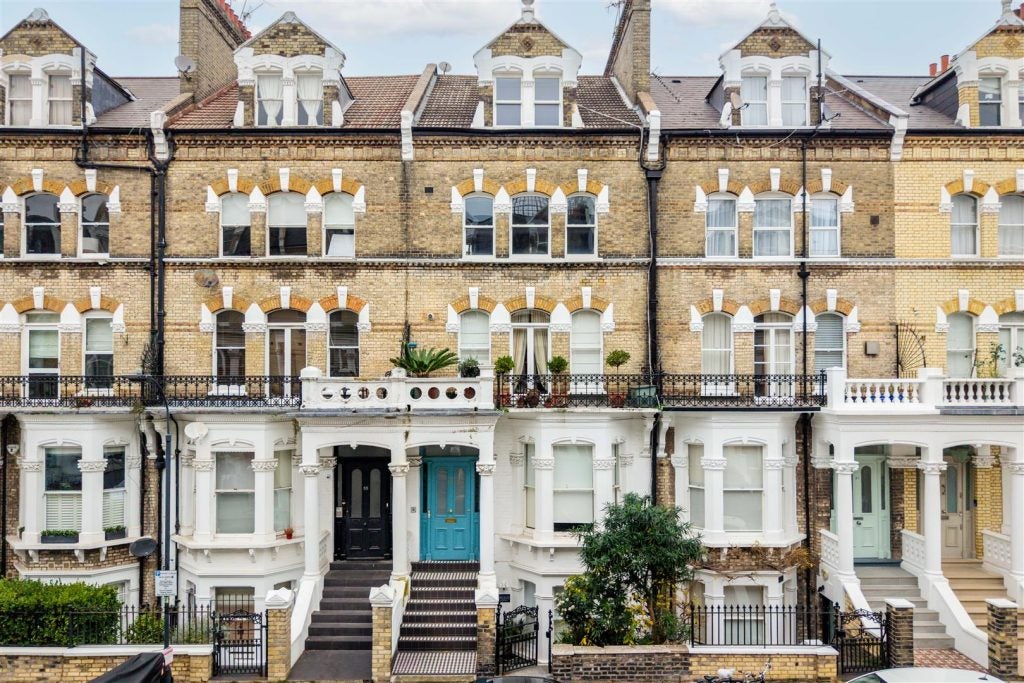 Flat Gunterstone Road in Greater London