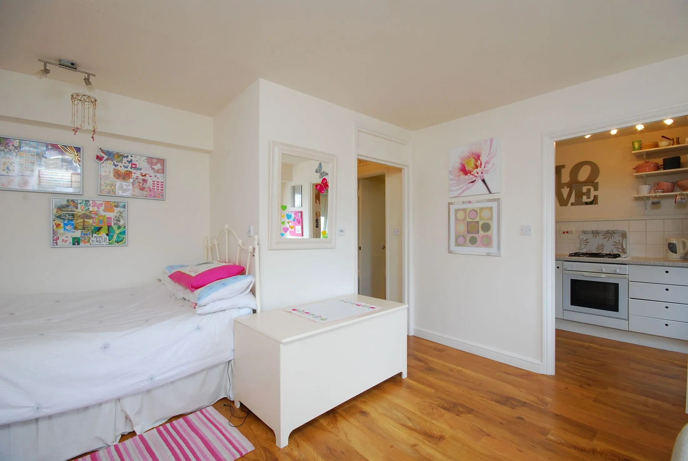 Flat Nevern Square in Greater London