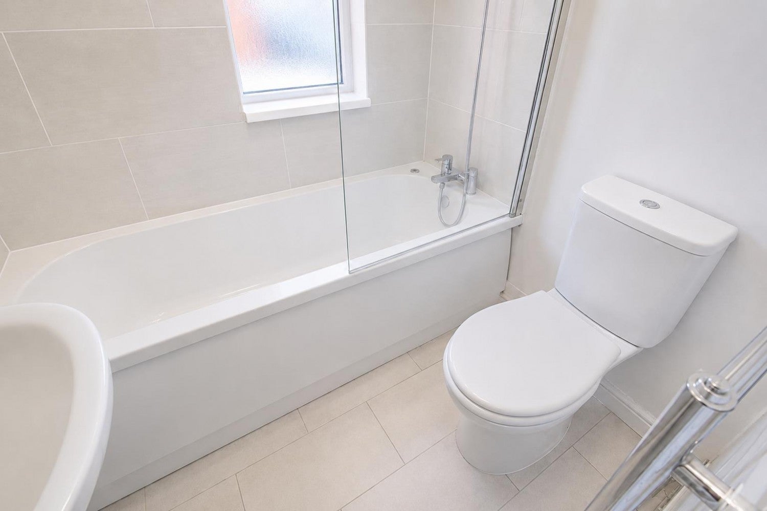 Flat Hazelwood Avenue in Newcastle upon Tyne