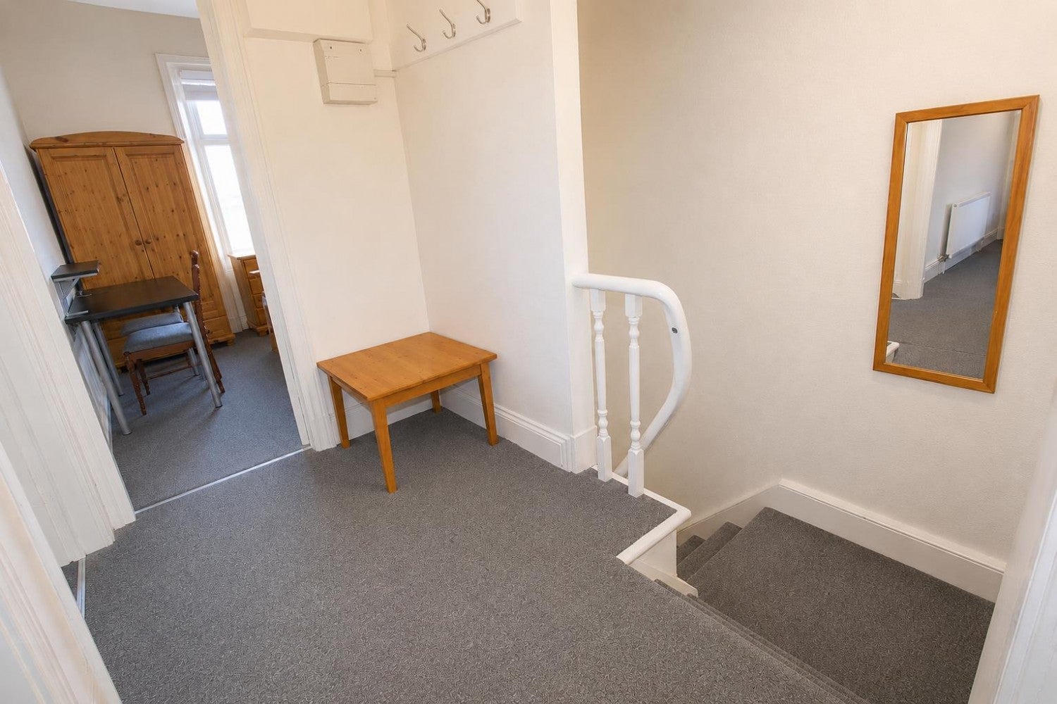 Flat Hazelwood Avenue in Newcastle upon Tyne