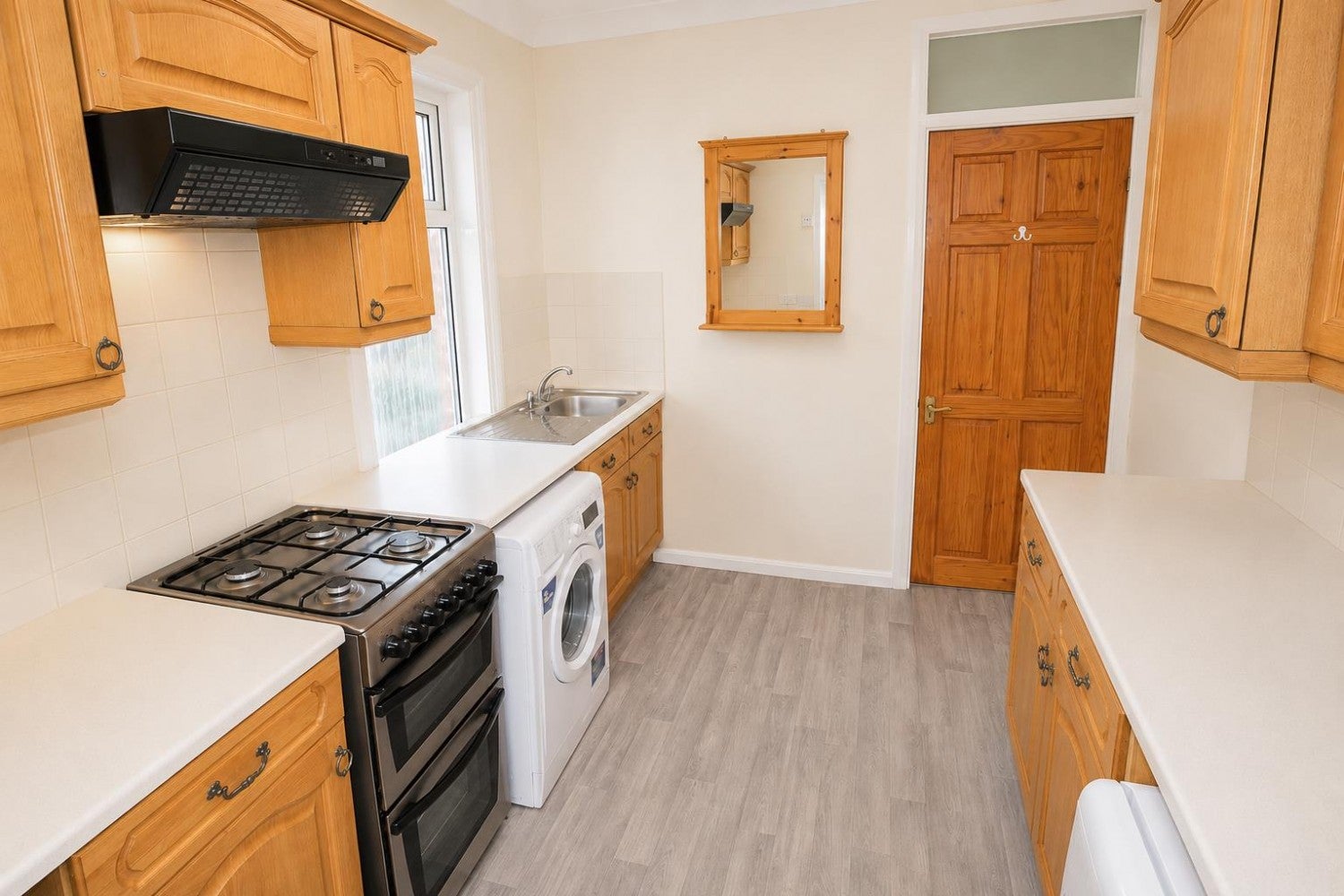Flat Hazelwood Avenue in Newcastle upon Tyne