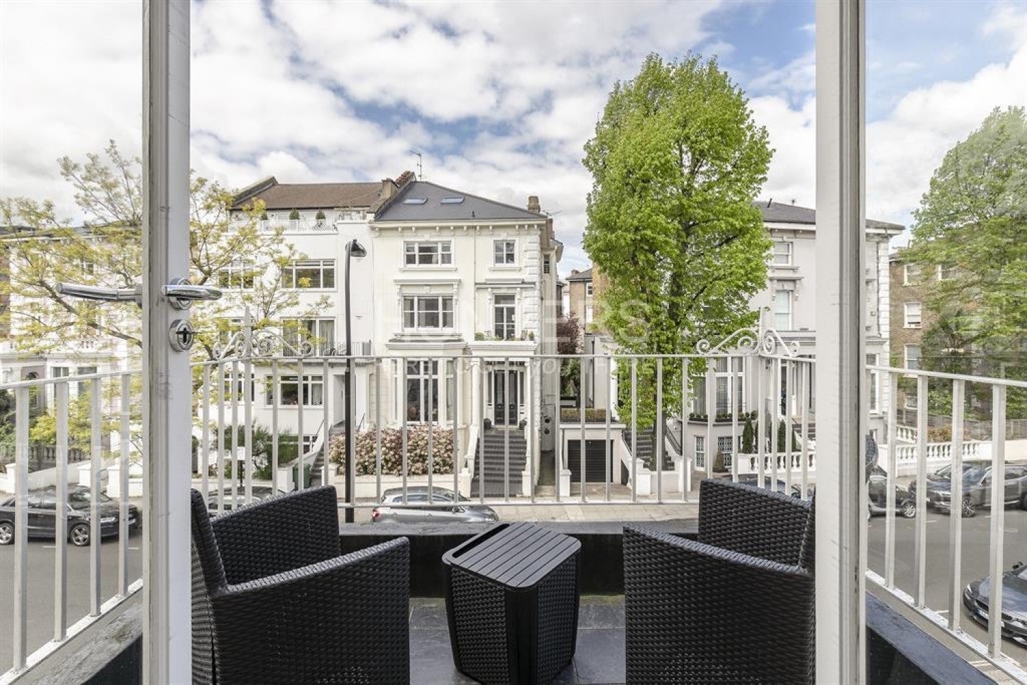 Flat Buckland Crescent in Greater London