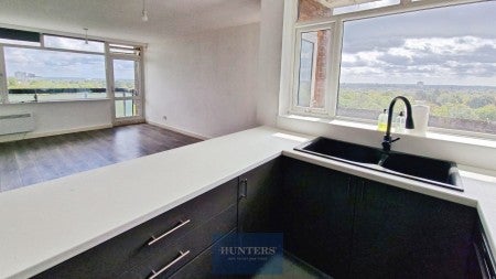 Flat Malvern Close in Birmingham