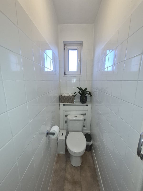Room Tooting Grove in Greater London
