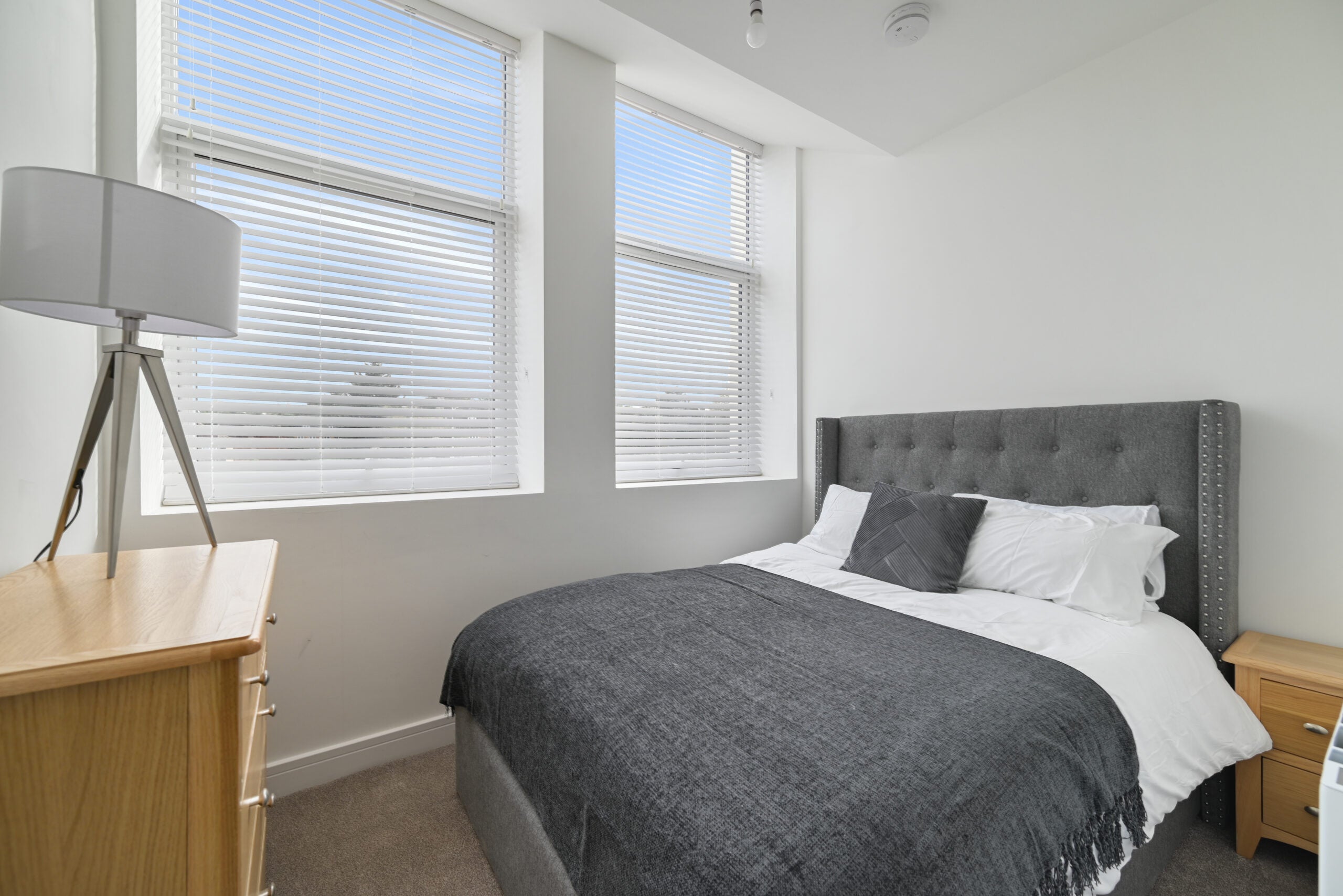 Flat Oundle Road in Peterborough