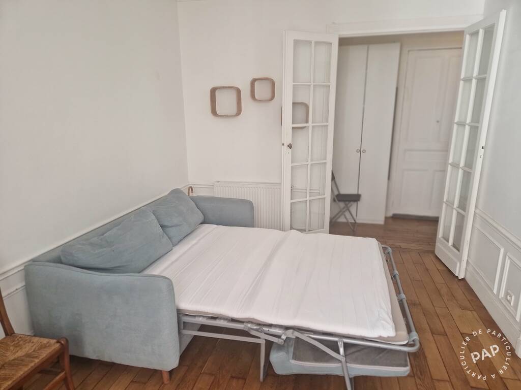Appartement Rue des Abbesses à Paris